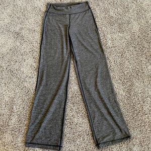 Lululemon size 4 grey pants